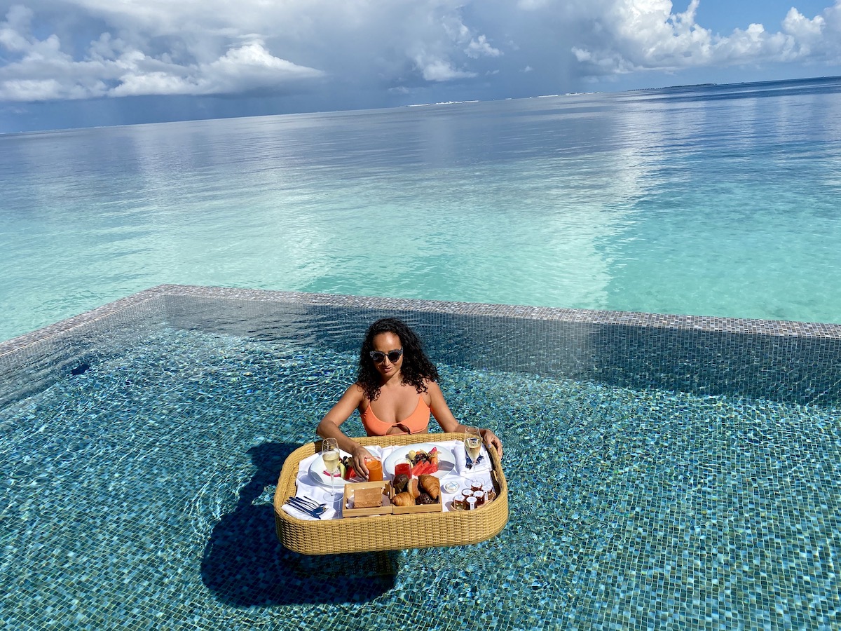 Floating Breakfast Waldorf Astoria Maldives